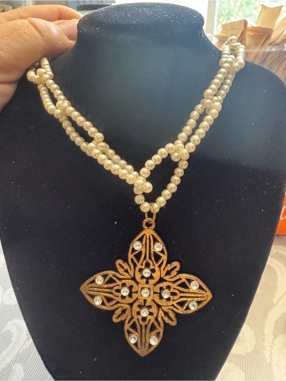Classic Ivory Pearl Beaded Necklace - Women's Jewelry